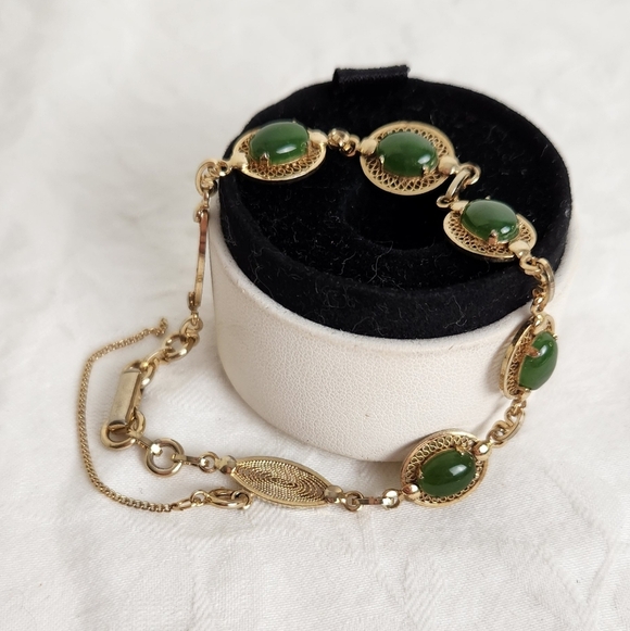 Vintage Jewelry - Vintage Jade Filigree Bracelet